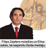 Filips Zepters nolaižas uz Elisa salas, lai saņemtu Goda medaļu.